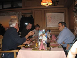 1. Volvofan.at Schnitzeln am 29.10.2005-vs_140.jpg